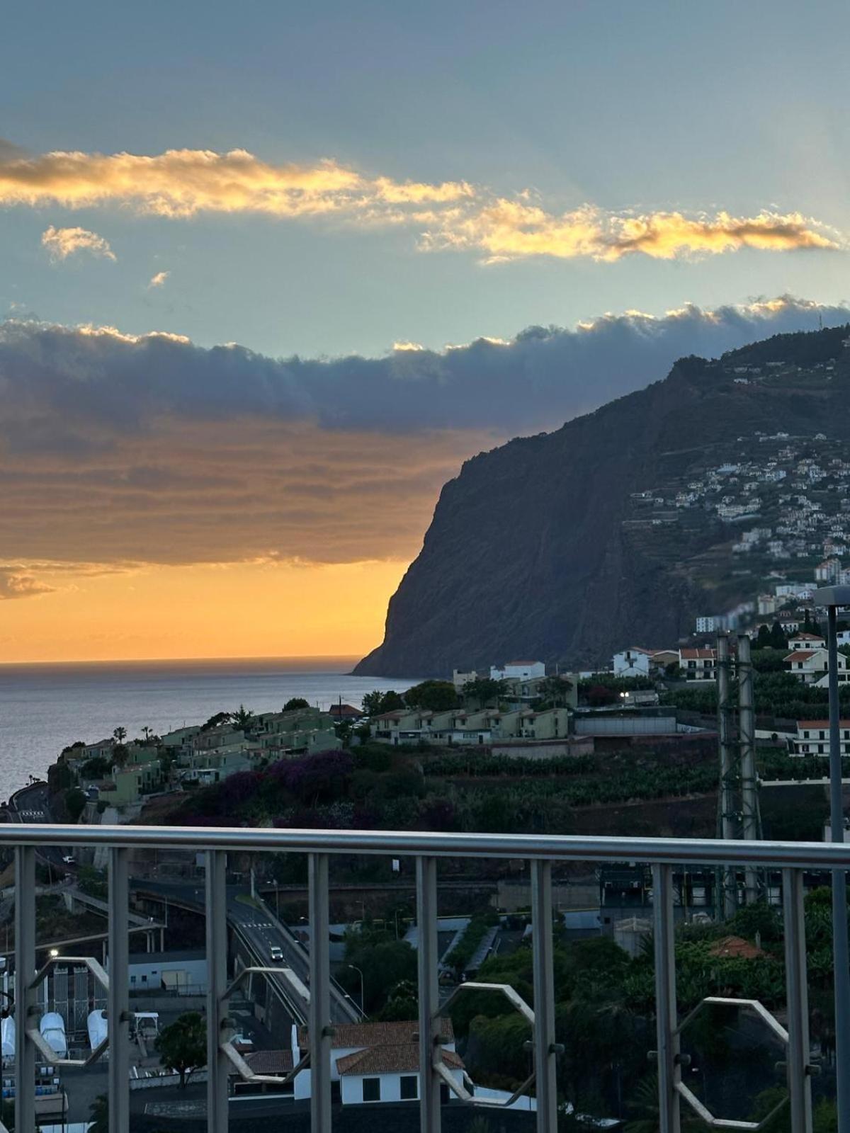 Oasis Suites - Funchal Exteriör bild